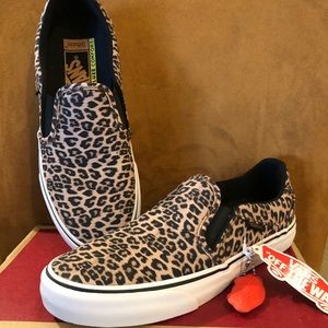 Women’s cheetah print Vans